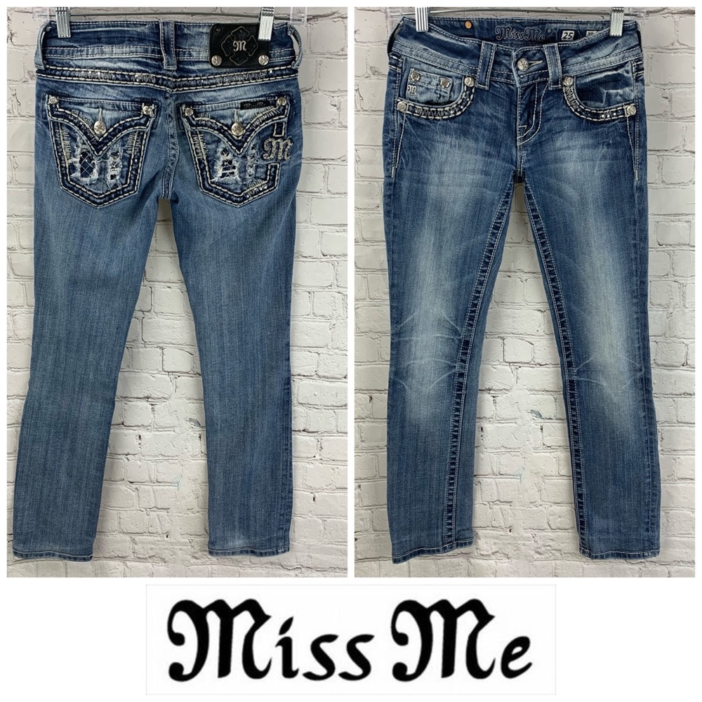 Miss Me Straight Leg Jeans 👖